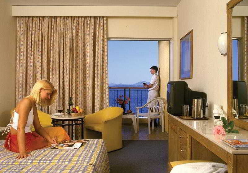 Hotel Nissaki Beach Nisaki  Bilik gambar